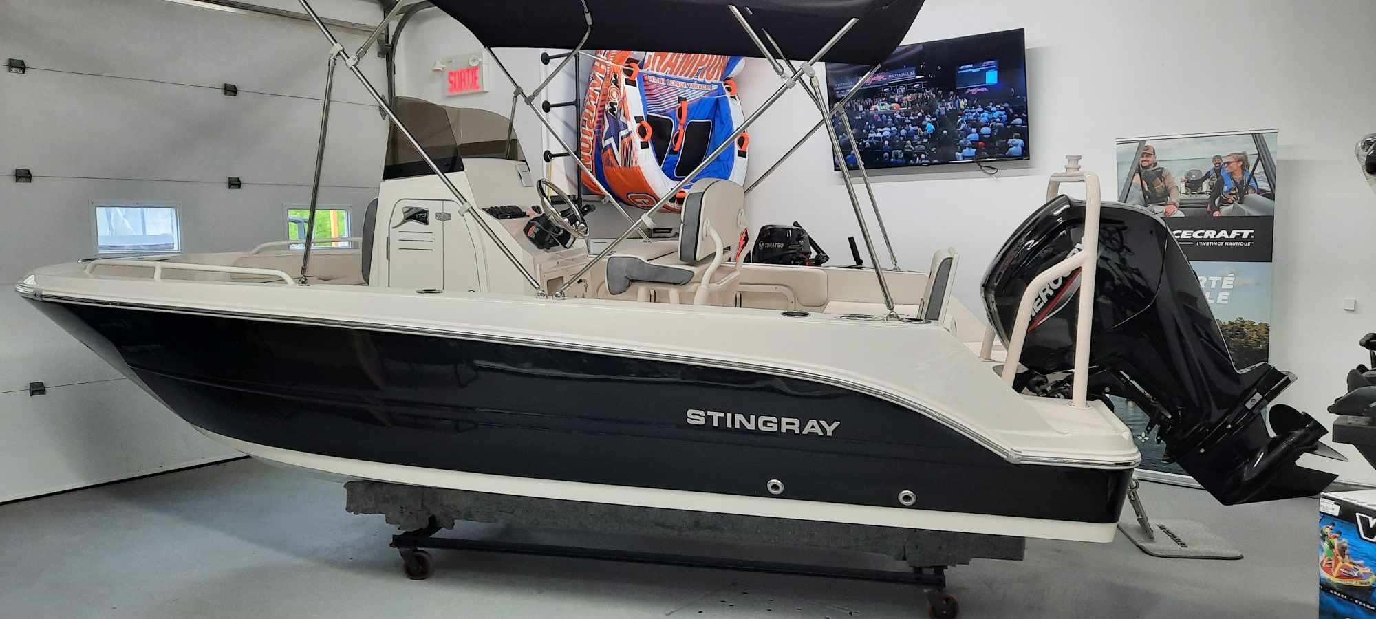 2024  Stingray / 173 CC Console Centrale  (Stock# 29275) Prix Reg 74,995.00$  Spéciale 59,995.55